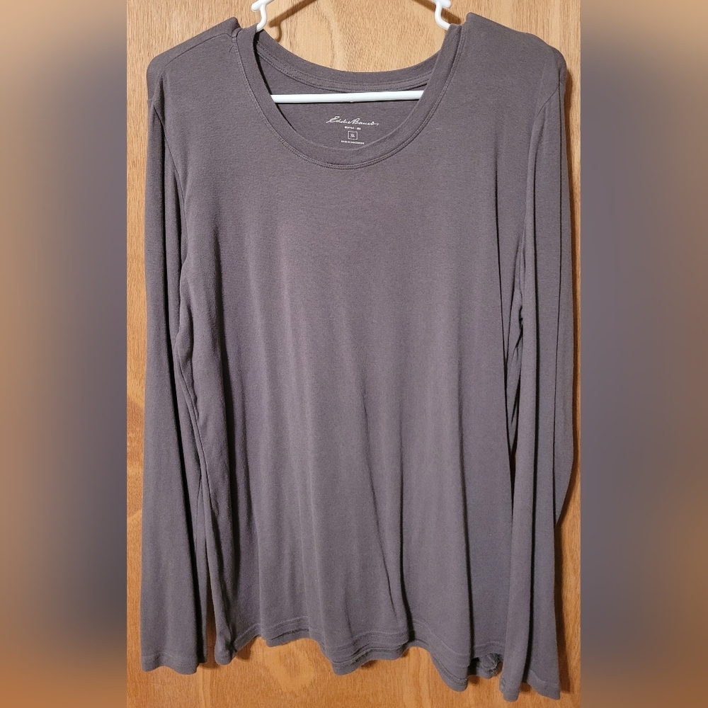 Eddie Bauer Women's Long-sleeved T-shirt Size XL